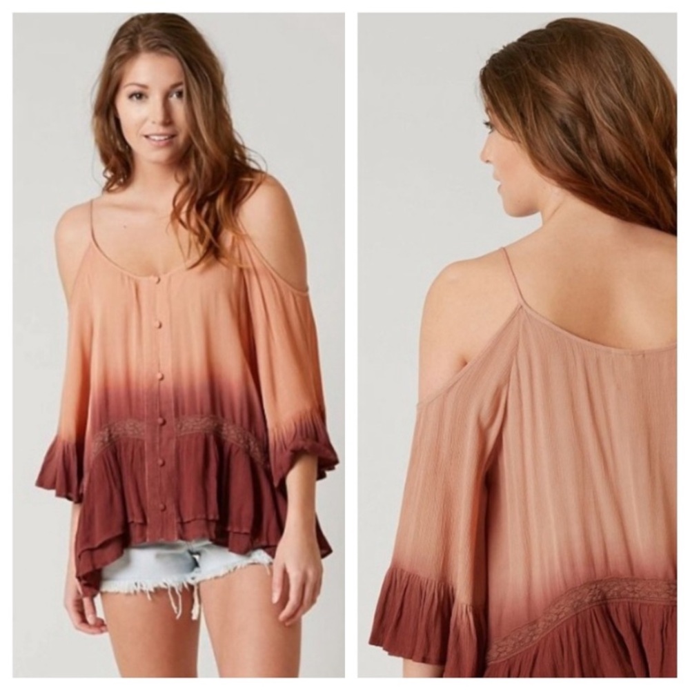 Gimmicks BKE ombré boho dip dye cold shoulder top